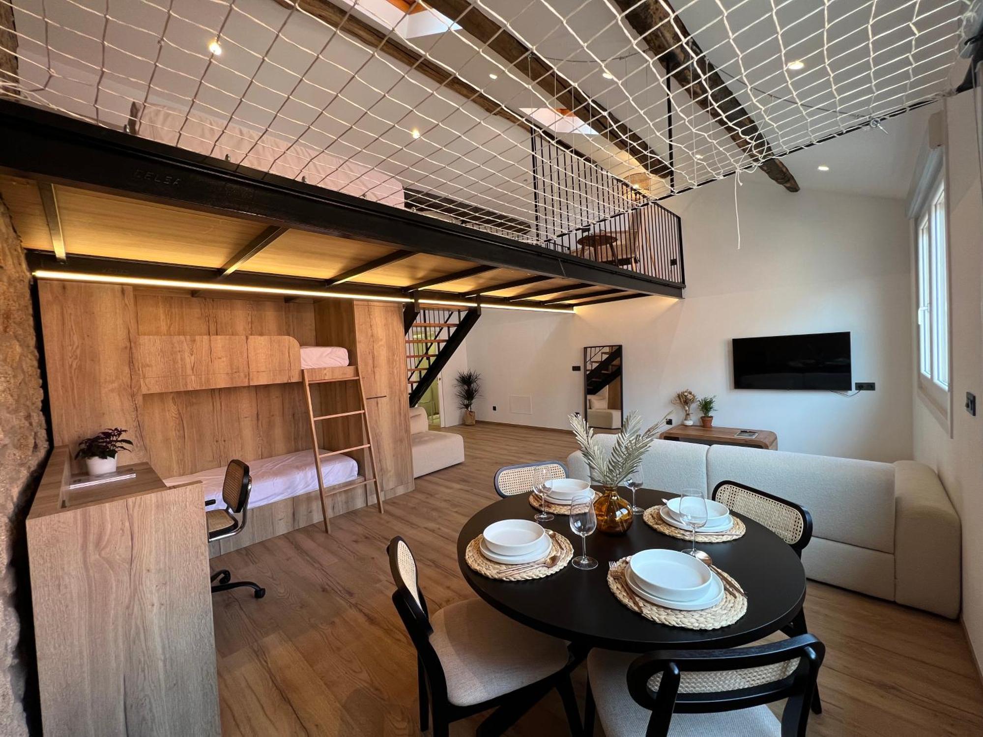 Apartment By Miramar